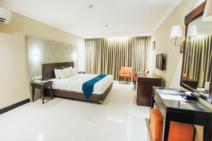 Room 5 of 31