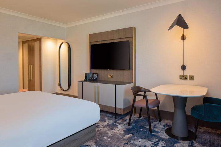 Room 37 of 158