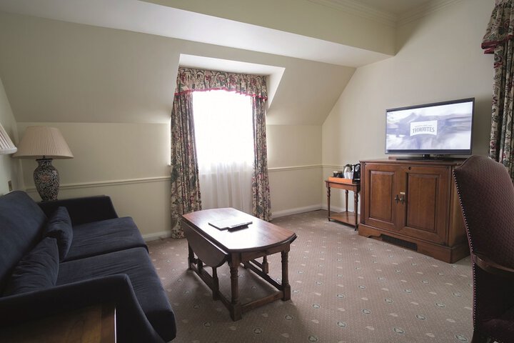 Room 17 of 49