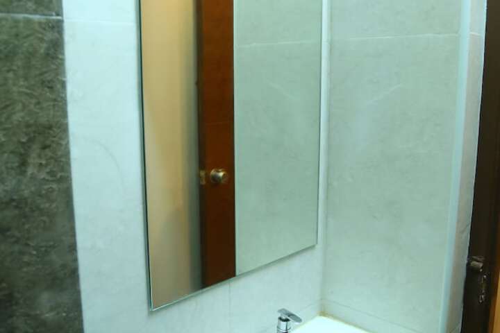 Room 29 of 52