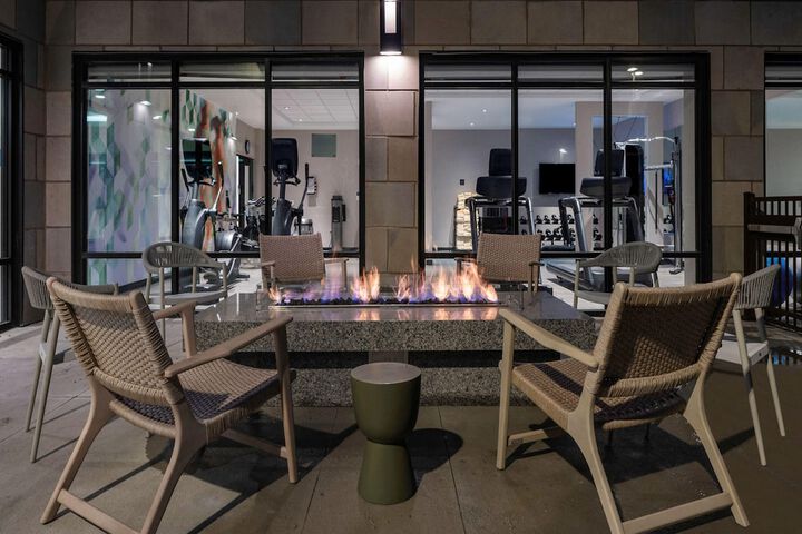 Terrace/Patio 23 of 24