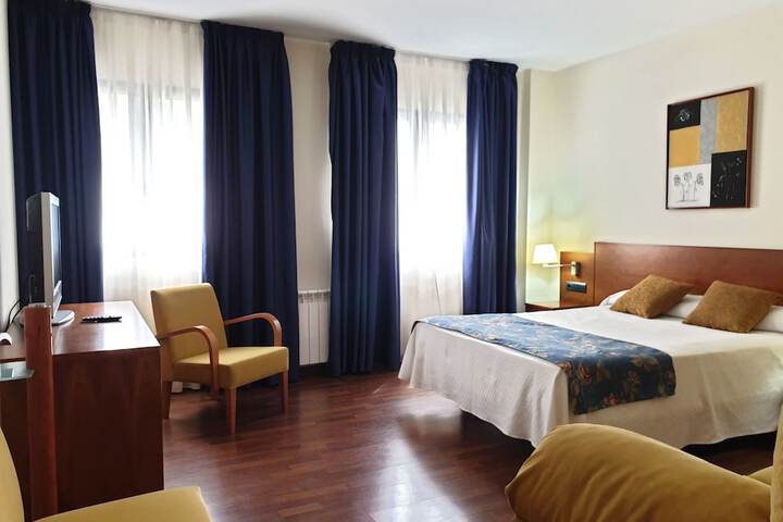 Hotel Suite Camarena