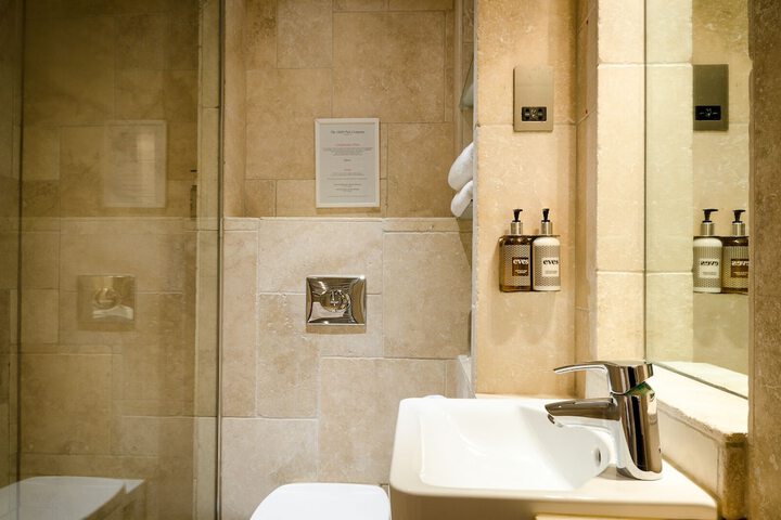 Clean Restrooms