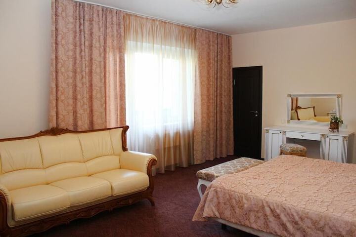 Room 20 of 37