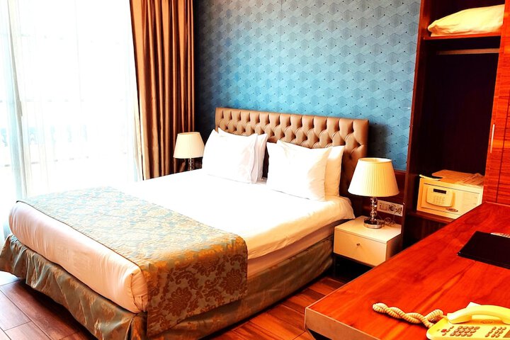 Room 20 of 68