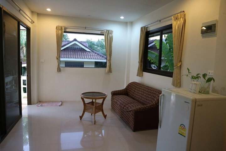 Room 2 of 49