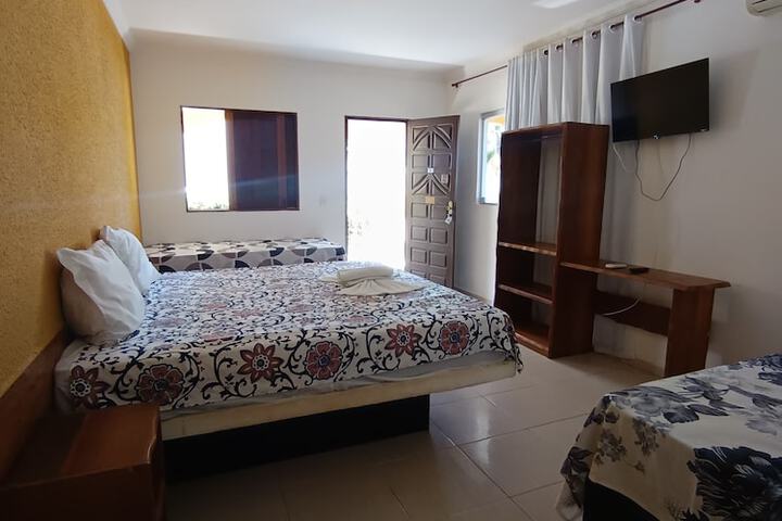 Room 11 of 20