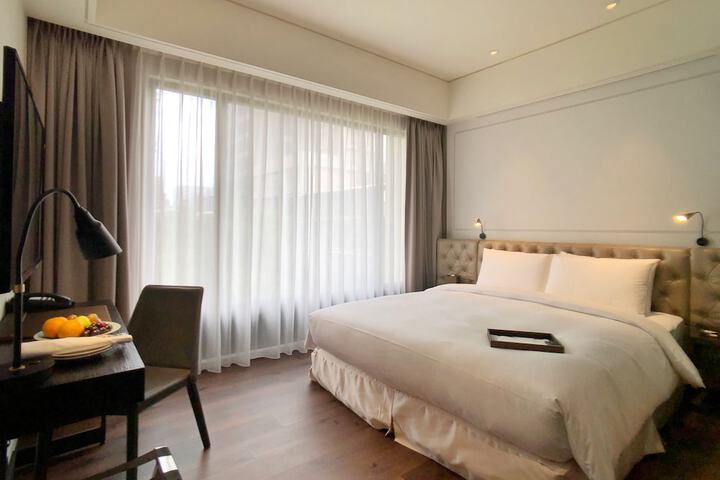 Room 16 of 57
