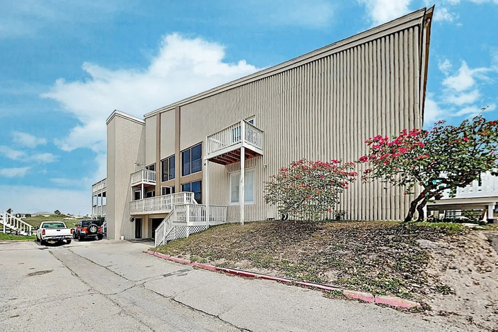 Photo of Lovely Canal-front W / Pools & Boat Slip 2 Bedroom Condo