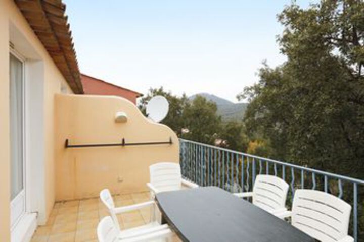 Terrace/Patio 7 of 228