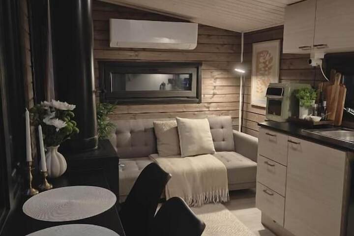 Room 82 of 163