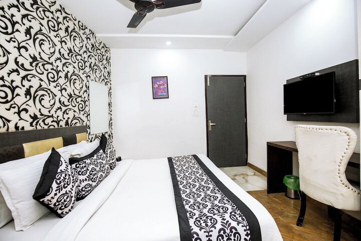 Room 19 of 45
