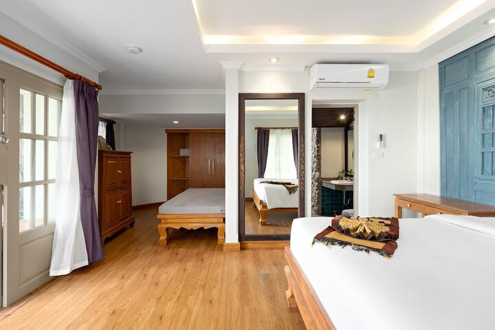 Room 18 of 111