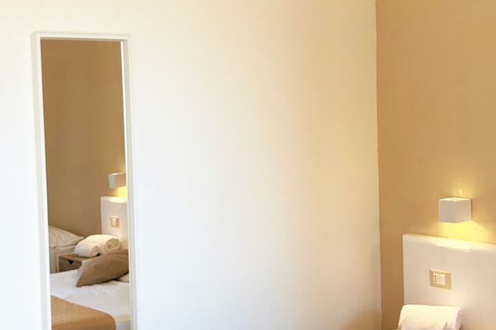 Room 20 of 50