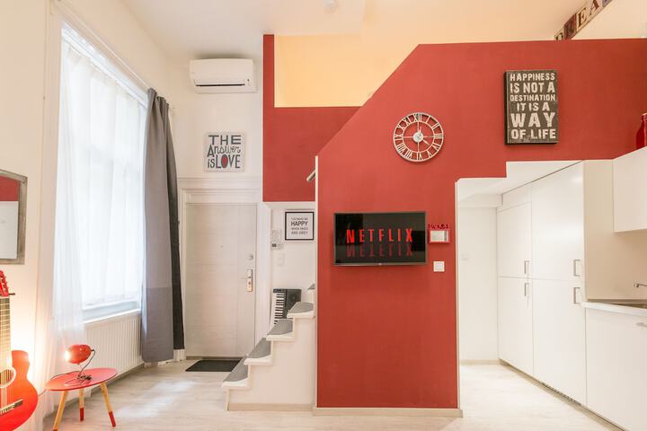 Room 15 of 29