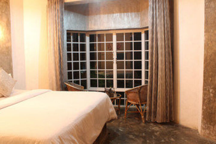 Room 15 of 39