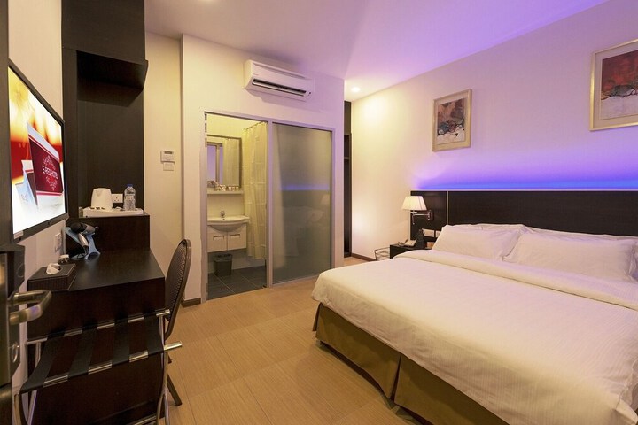 Room 7 of 23