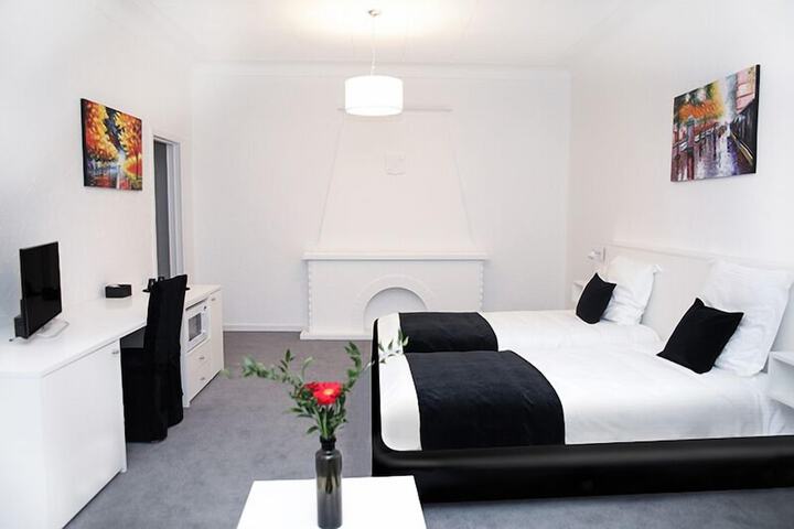 Room 10 of 45