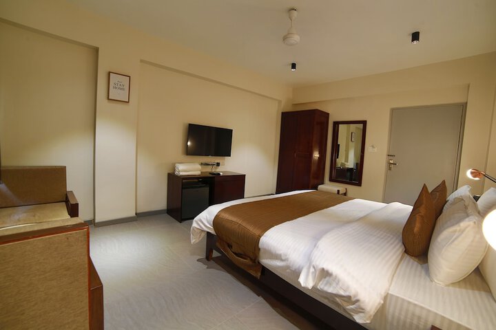 Room 17 of 54