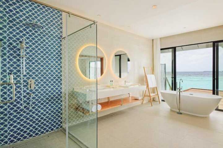 Room 70 of 166
