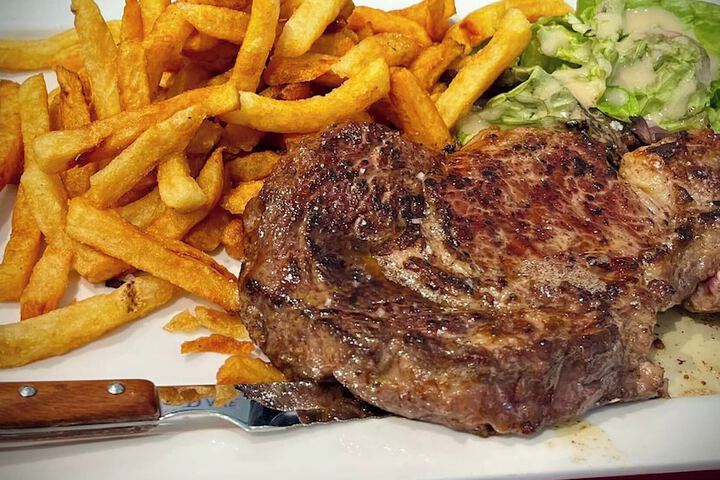 Dining 49 of 71