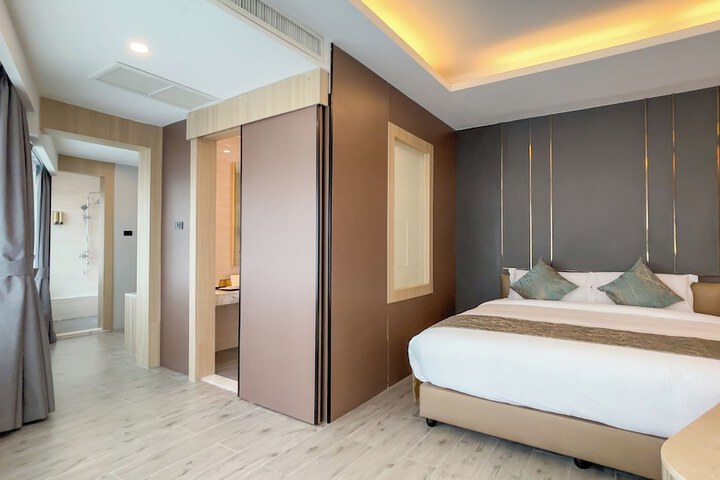 Room 34 of 88