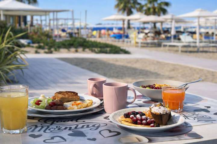 Breakfast/Coffee Service 129 of 155