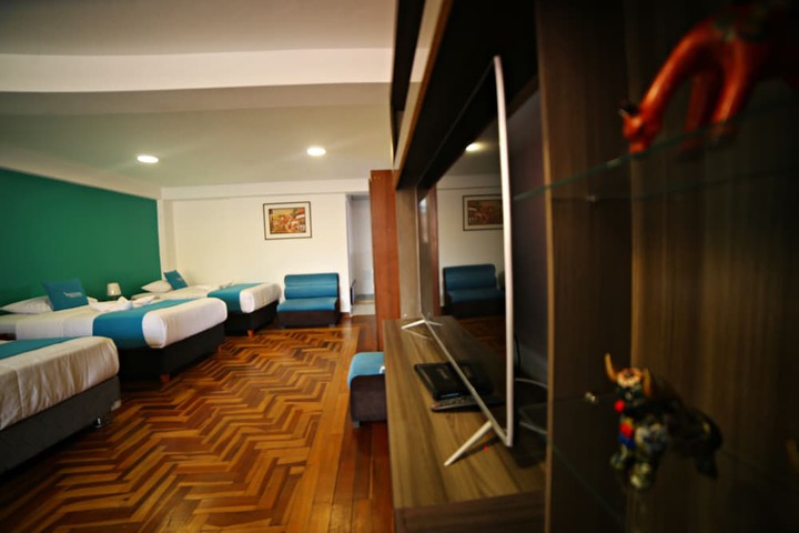 Room 28 of 44