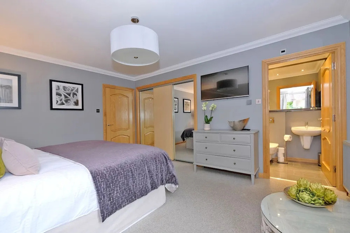 Stunning Family Home in Cults Aberdeen