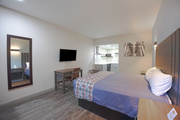 1 King Bed with Kitchenette (28 of 68)