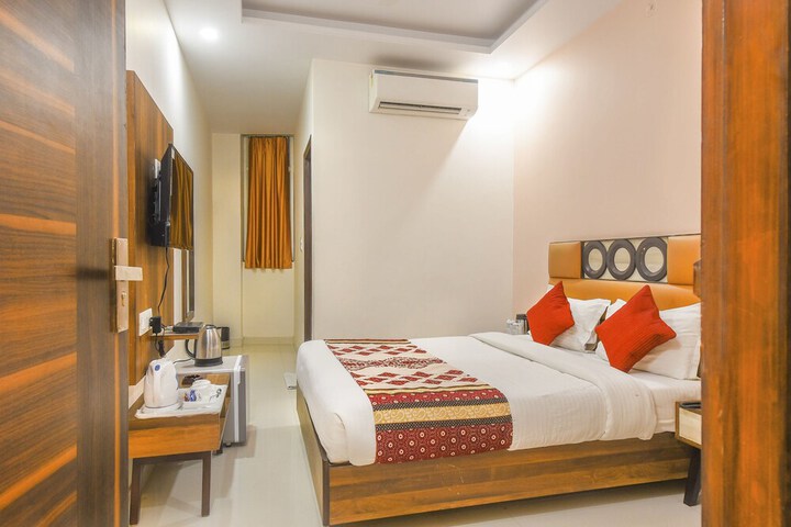 Room 19 of 29