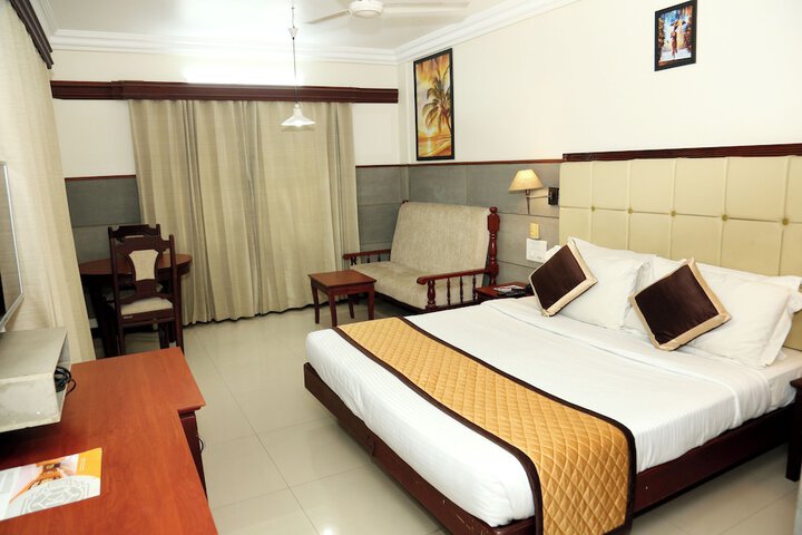 Room 16 of 25