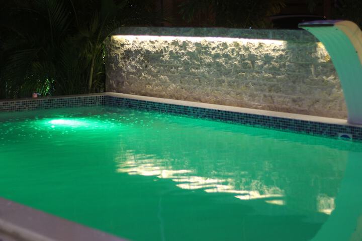 Pool 26 of 40