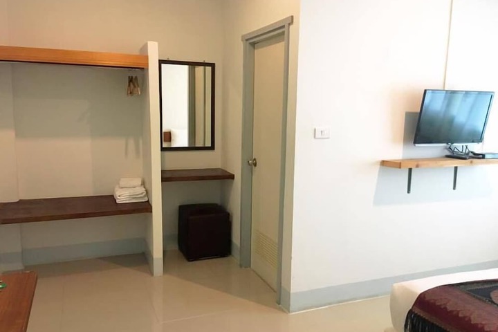 Room 21 of 51