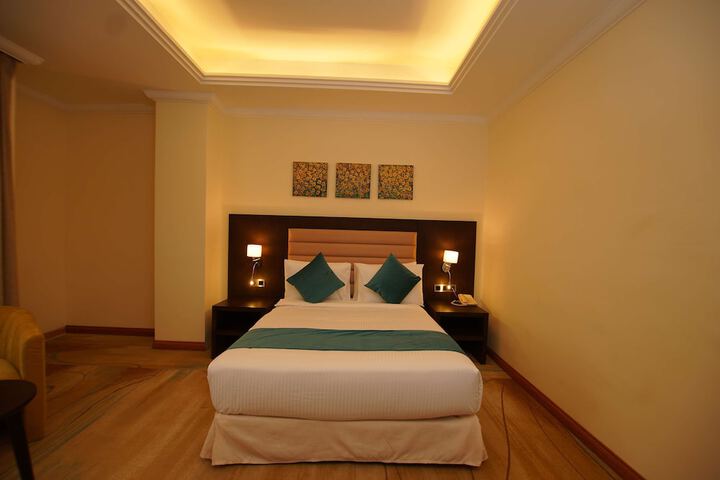 Room 8 of 54