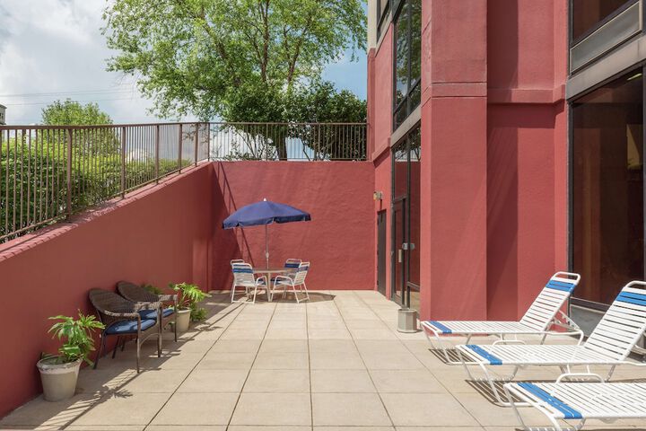 Terrace/Patio 29 of 29