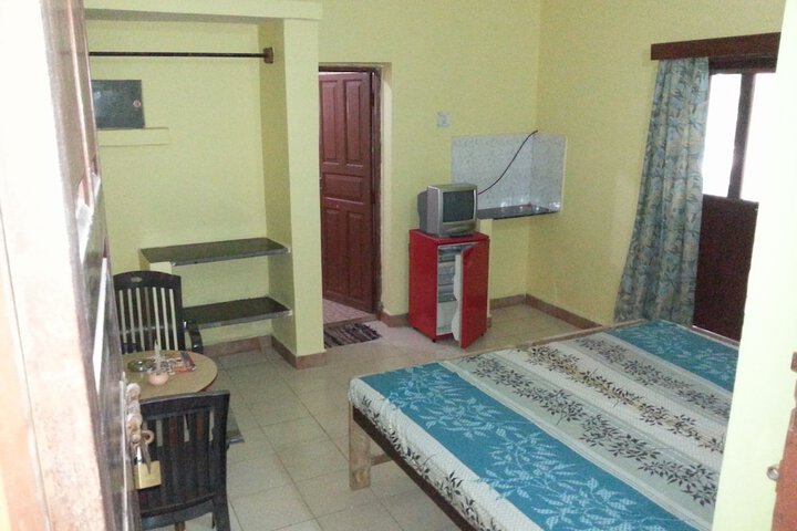 Room 11 of 31