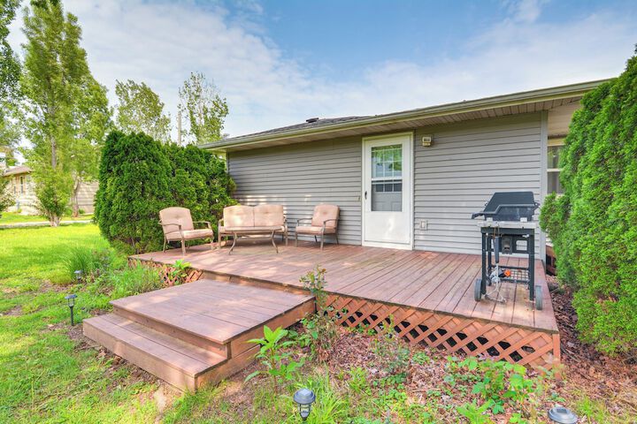 Walk to Restaurants: Stockton Home w / Game Room