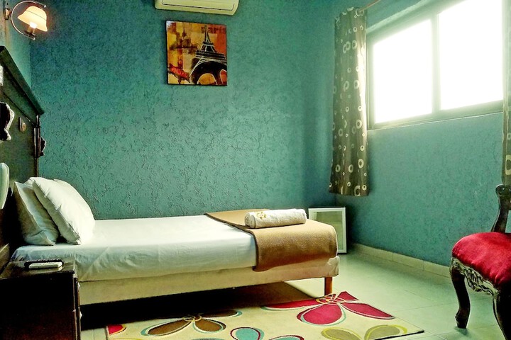 Room 4 of 85