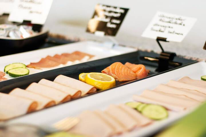 Breakfast buffet