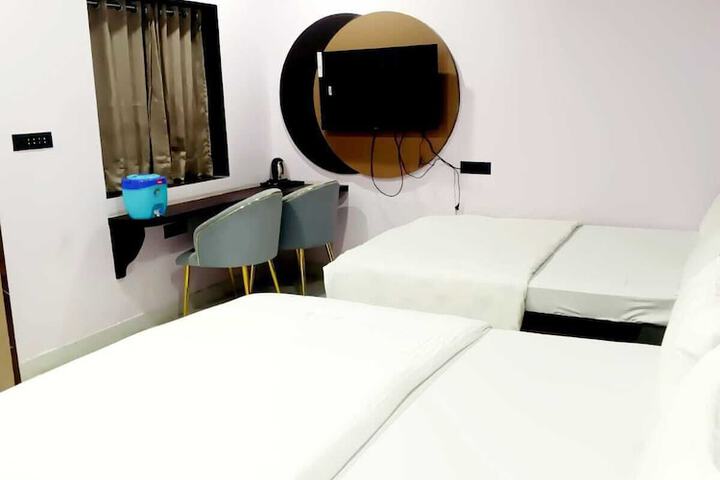 Room 7 of 23