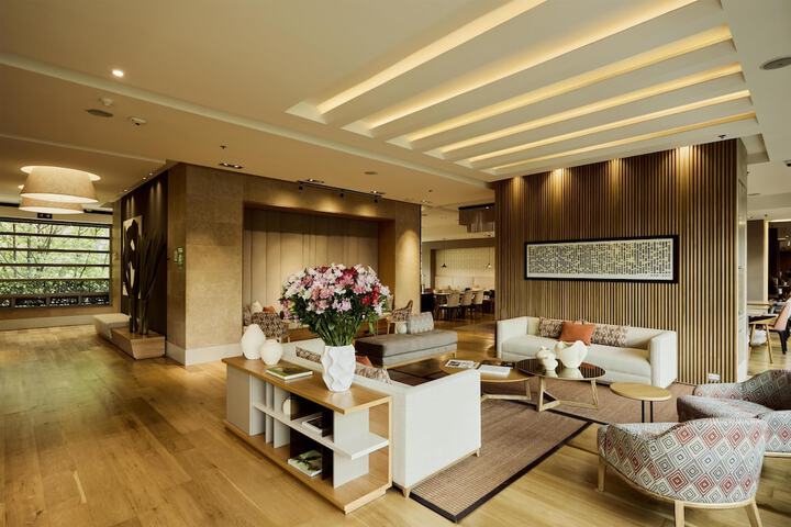 Lobby Entry