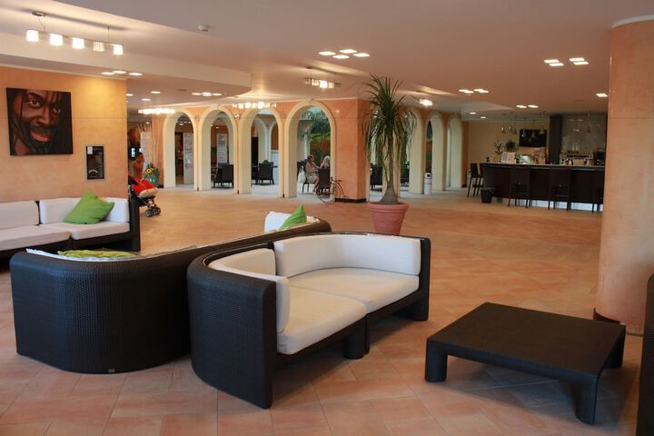Hotel Interior 4 of 64