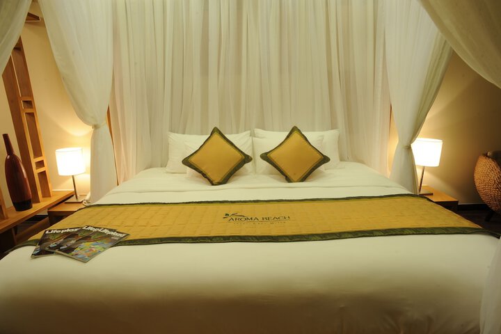 Room 5 of 112