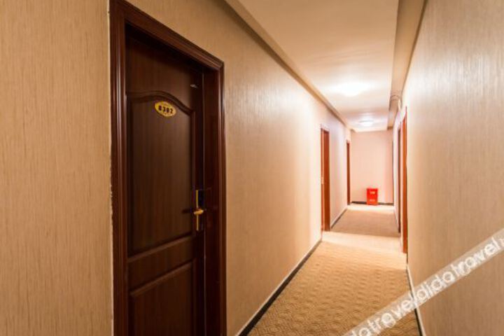 Hotel Interior 8 of 16