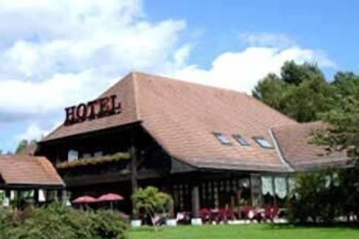 Hotel 35 of 45