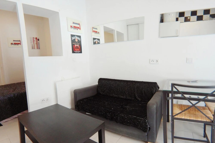 Room 7 of 15