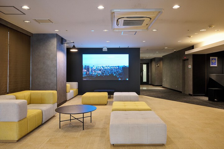 Hotel Interior 4 of 21