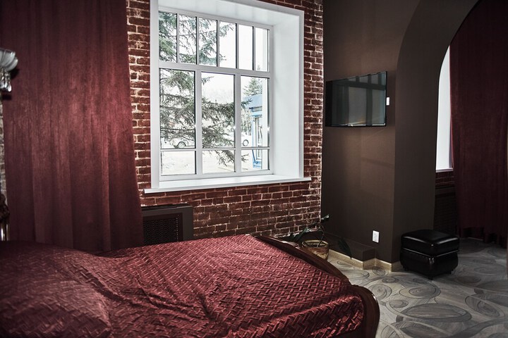 Room 14 of 42
