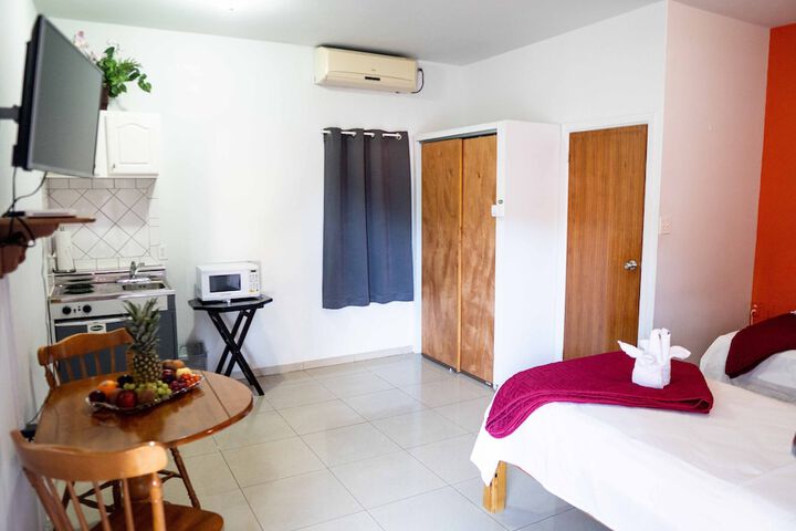 Room 10 of 23